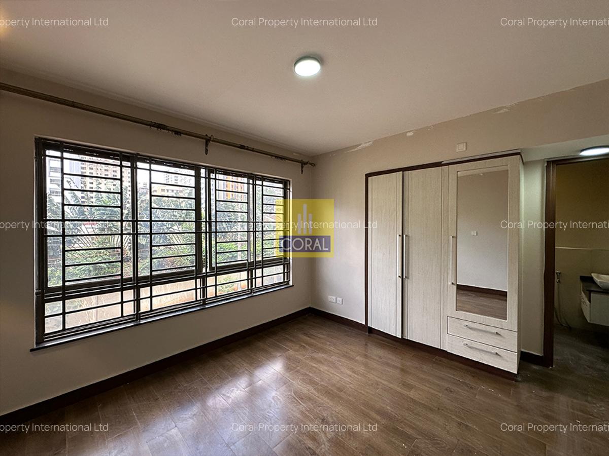 4 Bed Apartment in Parklands - 11