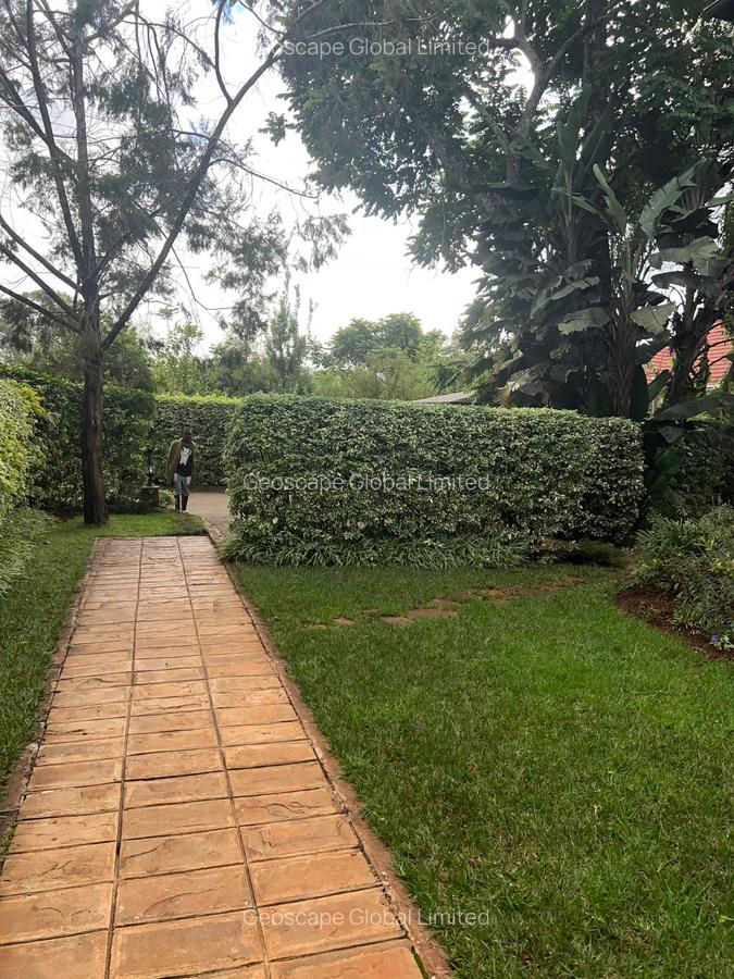 4 Bed House with En Suite in Karen - 2