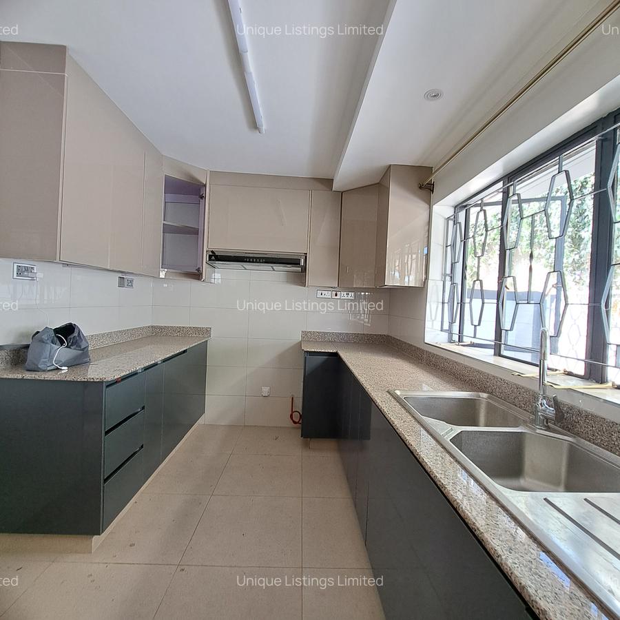 4 Bed Townhouse with Staff Quarters in Rhapta Road - 5