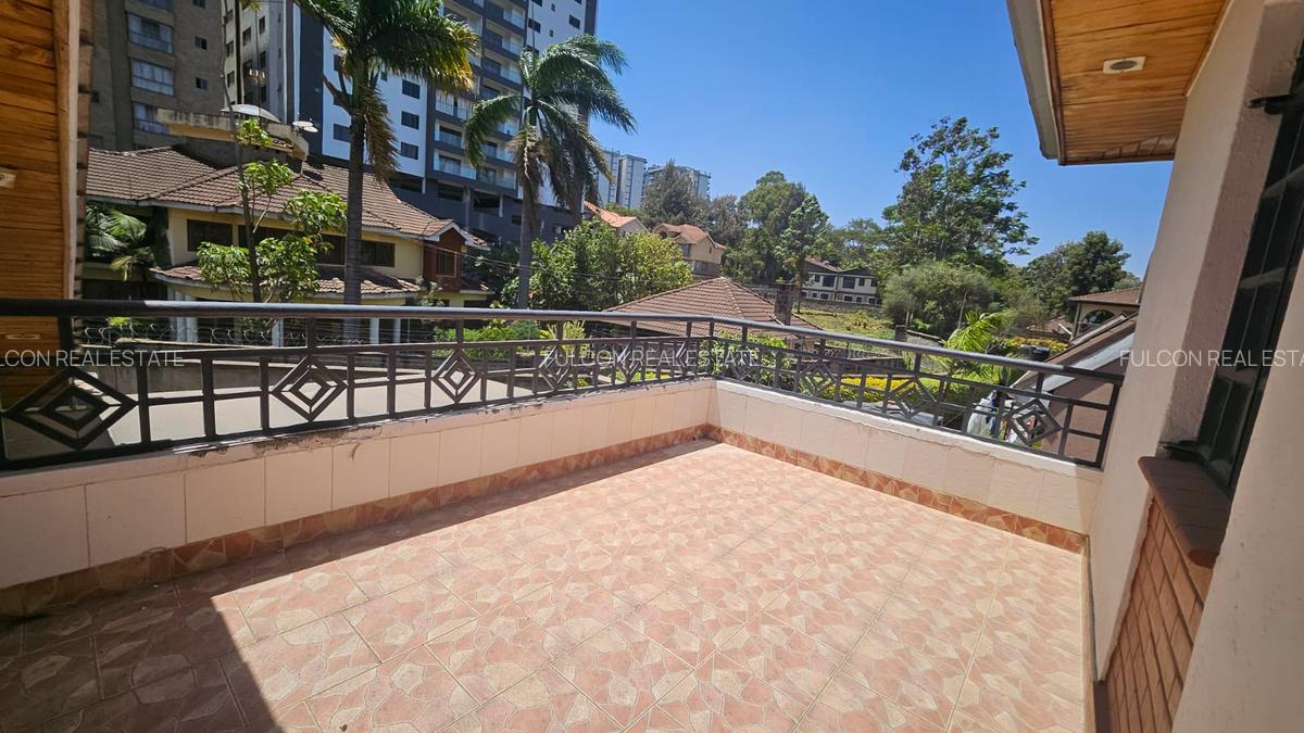 4 Bed Apartment with En Suite in Lavington - 8