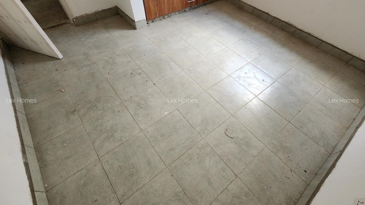 3 Bed House with En Suite at Rimpa Road - 17