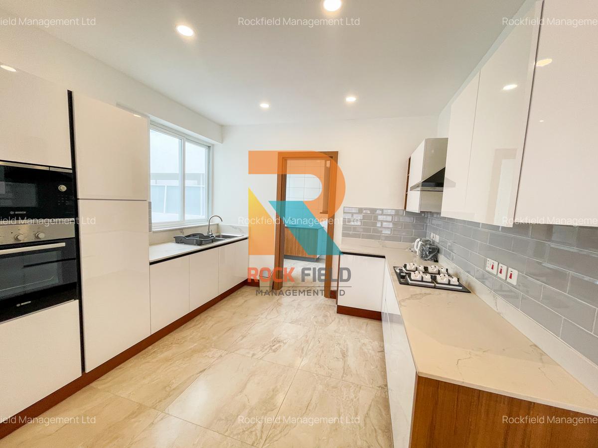 Furnished 2 Bed Apartment with En Suite in Parklands - 4