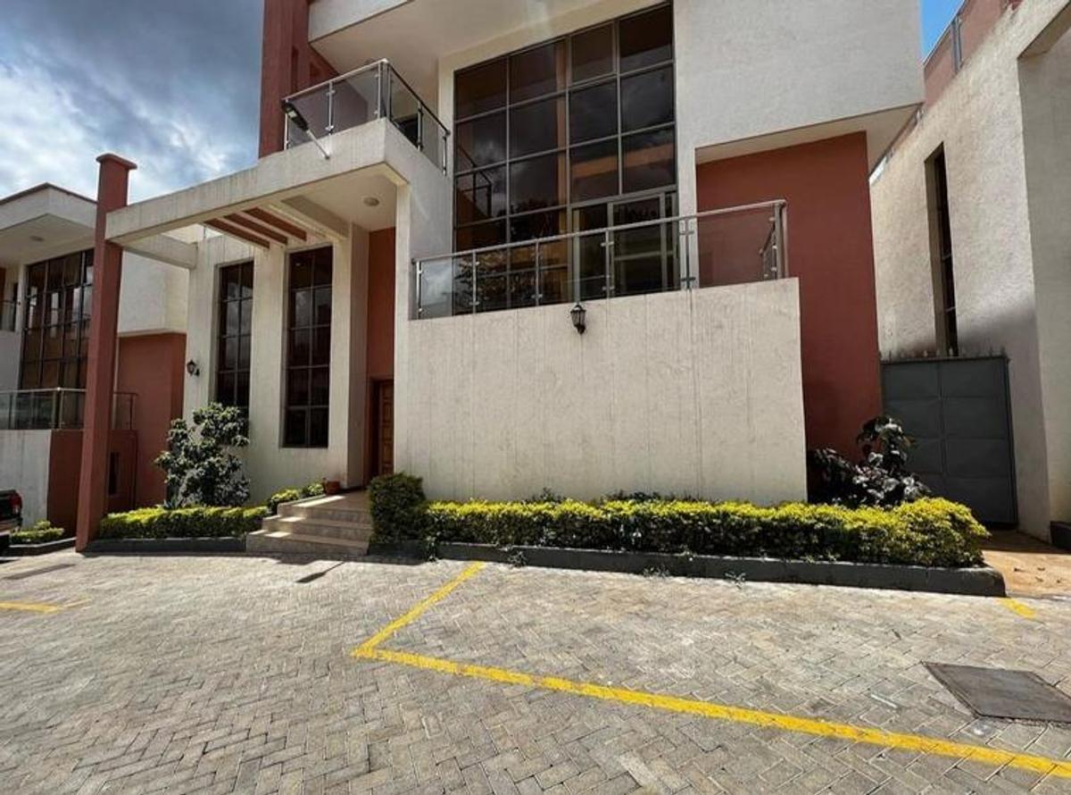 5 Bed Townhouse with En Suite at Chalbi Drive - 18