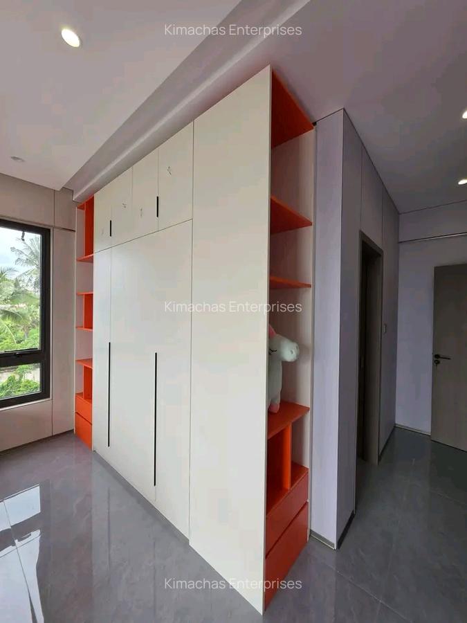 3 Bed Apartment with En Suite at Links Road - 14