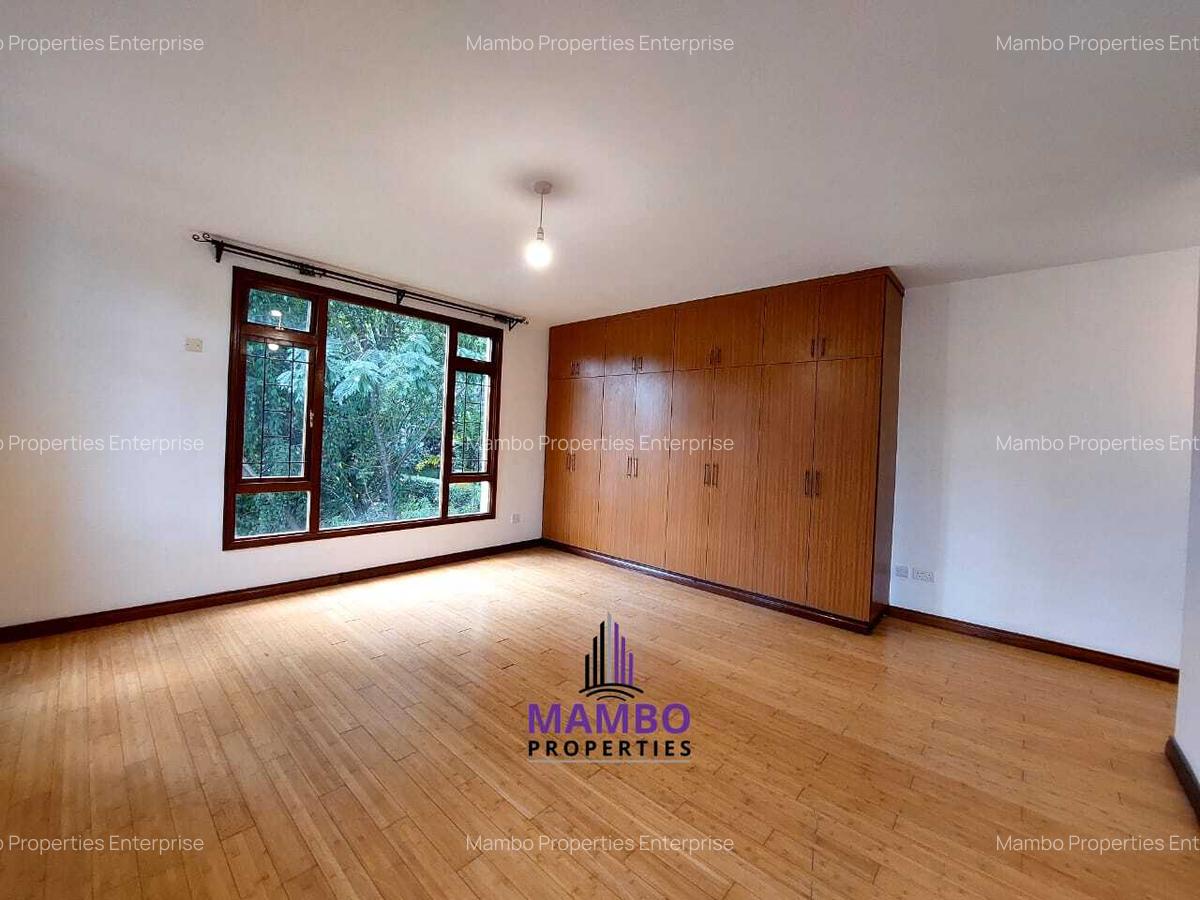 3 Bed Apartment with En Suite at Riverside Drive - 10