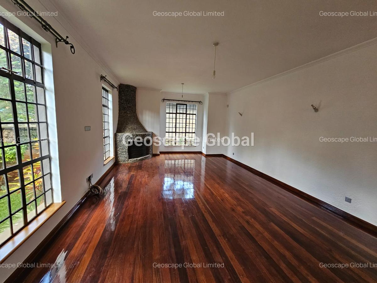 4 Bed Townhouse with En Suite in Spring Valley - 13