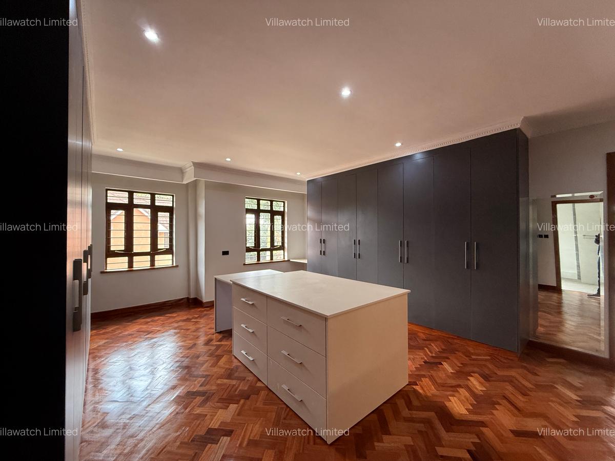 5 Bed Villa with En Suite at Mushroom Gardens Estate - 7