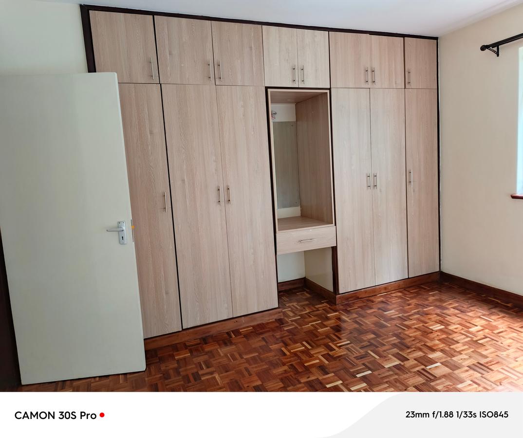 4 Bed Apartment with En Suite at Lavington - 7 4 Bed Apartment with En Suite at Lavington - 7