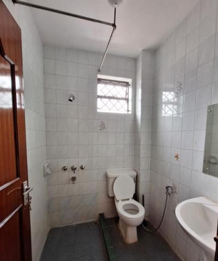 4 Bed Townhouse with En Suite in Lavington - 8