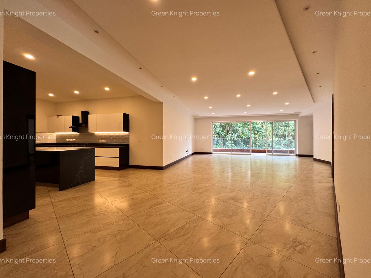 Serviced 4 Bed Apartment with En Suite in Parklands - 11