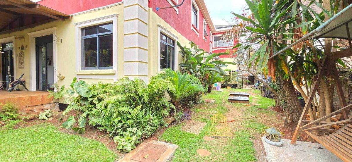 5 Bed Townhouse with En Suite in Lavington - 18