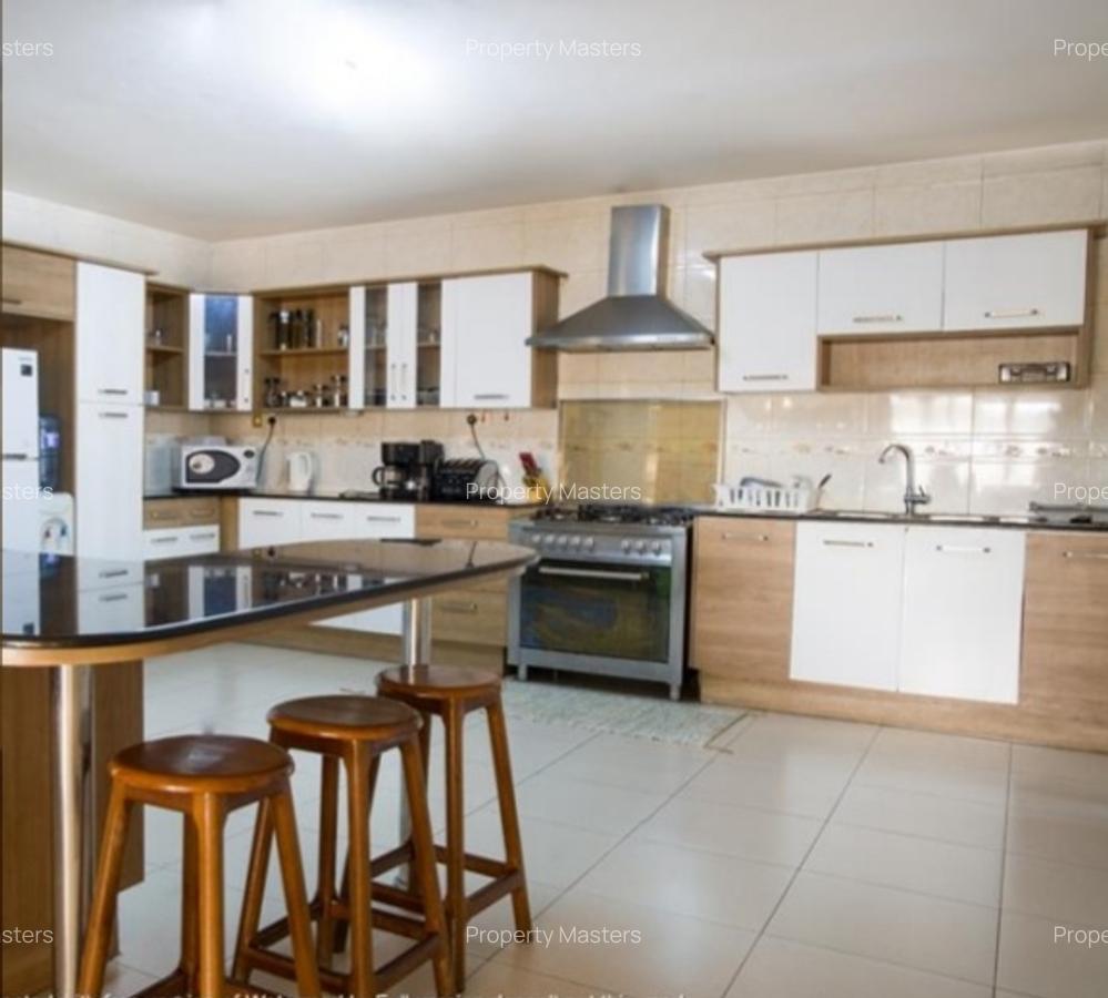Serviced 3 Bed Apartment with En Suite at Mugoiri Road - 6