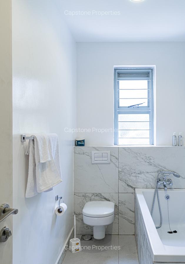 3 Bed Apartment with En Suite in Runda - 18