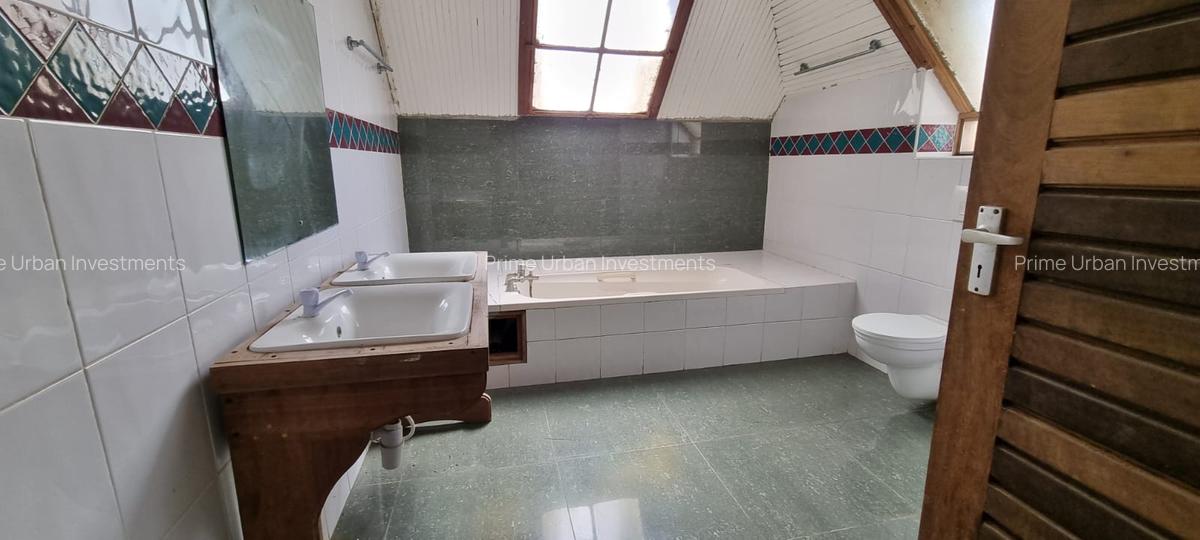 2 Bed Townhouse with En Suite in Mtwapa - 13