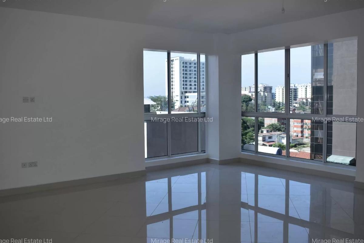 2 Bed Apartment with Gym in Kilimani - 3