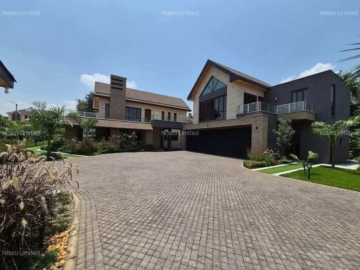 5 Bed House with En Suite at Runda - 1