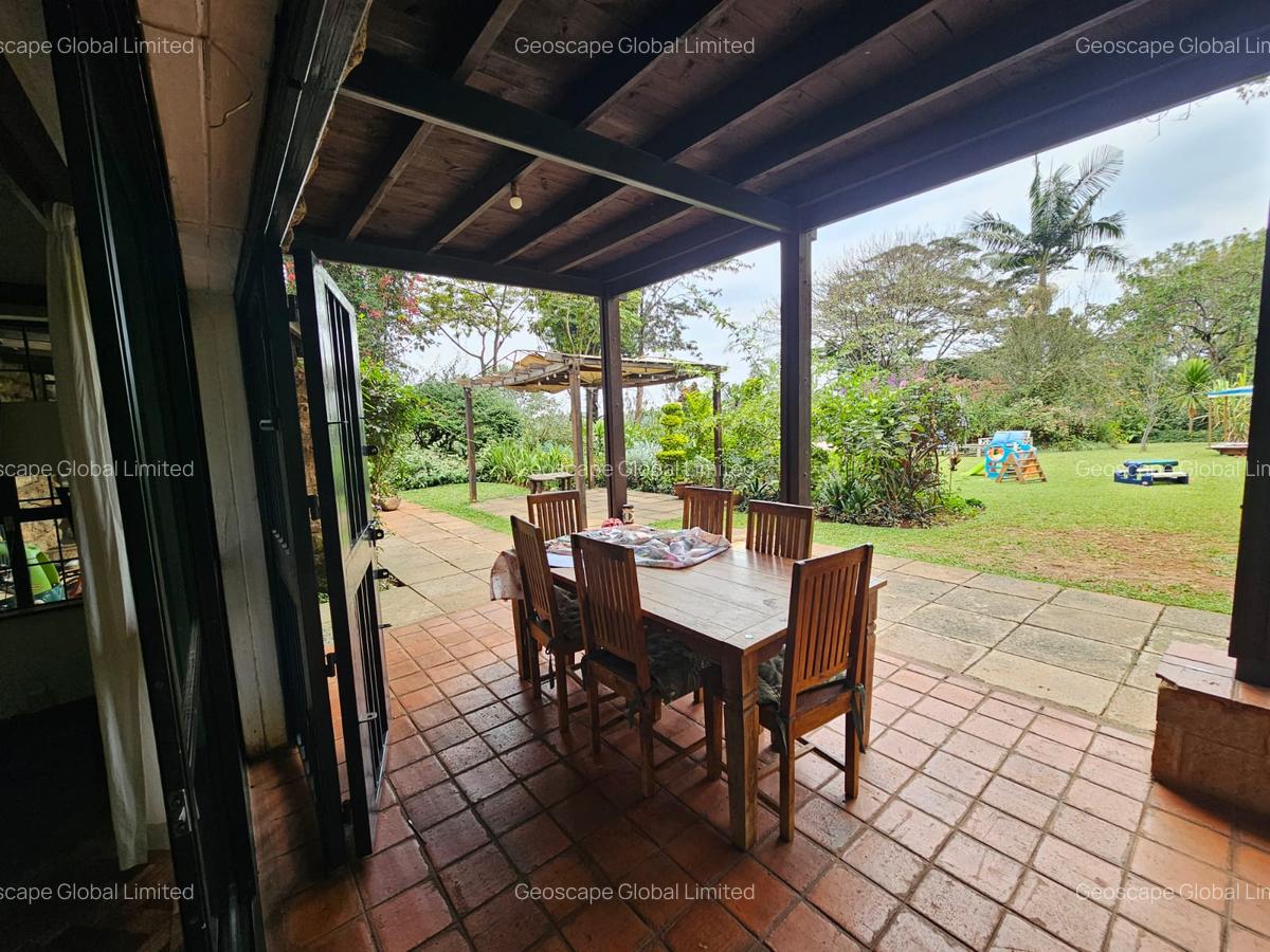 4 Bed House with En Suite in Nyari - 6