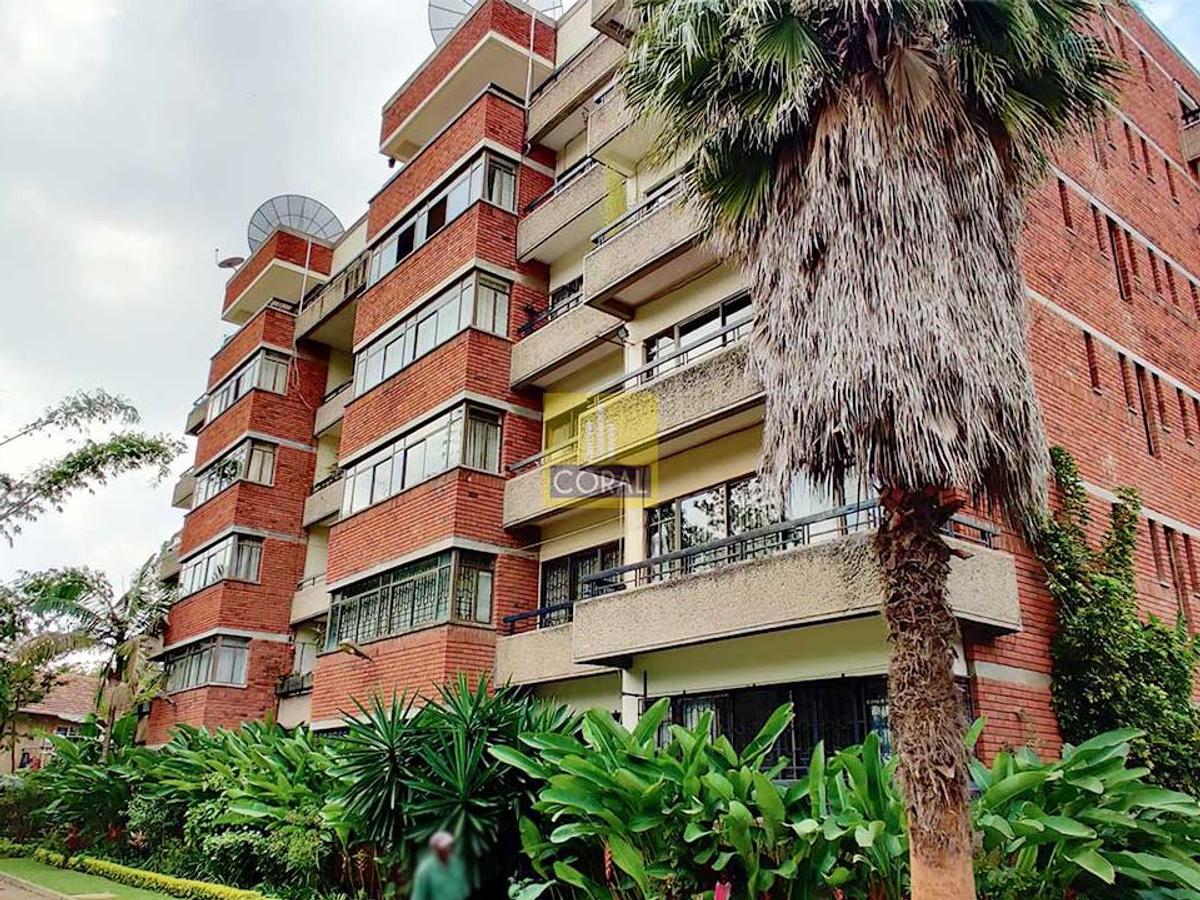 3 Bed Apartment with En Suite in Westlands Area - 1