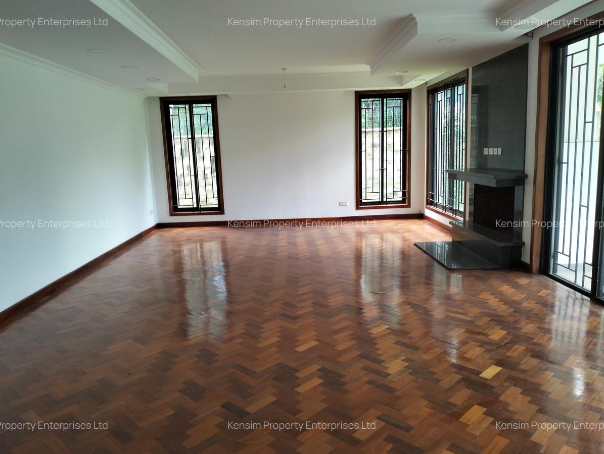 6 Bed Townhouse with En Suite in Lavington - 15