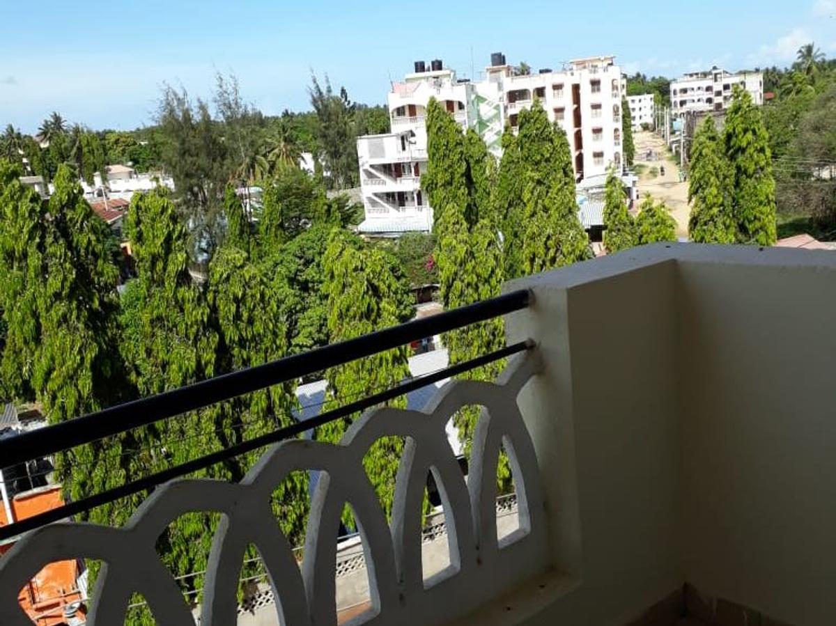 3 Bed Apartment with En Suite in Mtwapa - 3