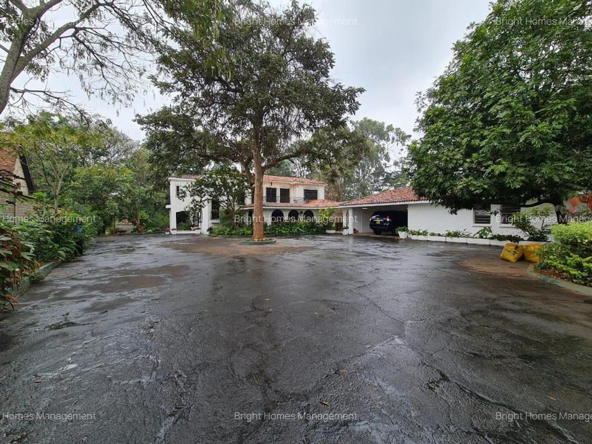 4 Bed Villa with Staff Quarters in Muthaiga - 4