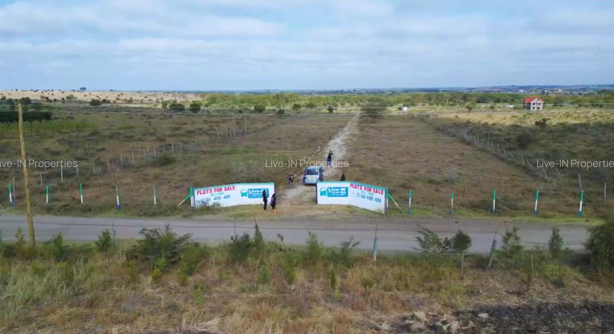 Land in Kitengela - 1
