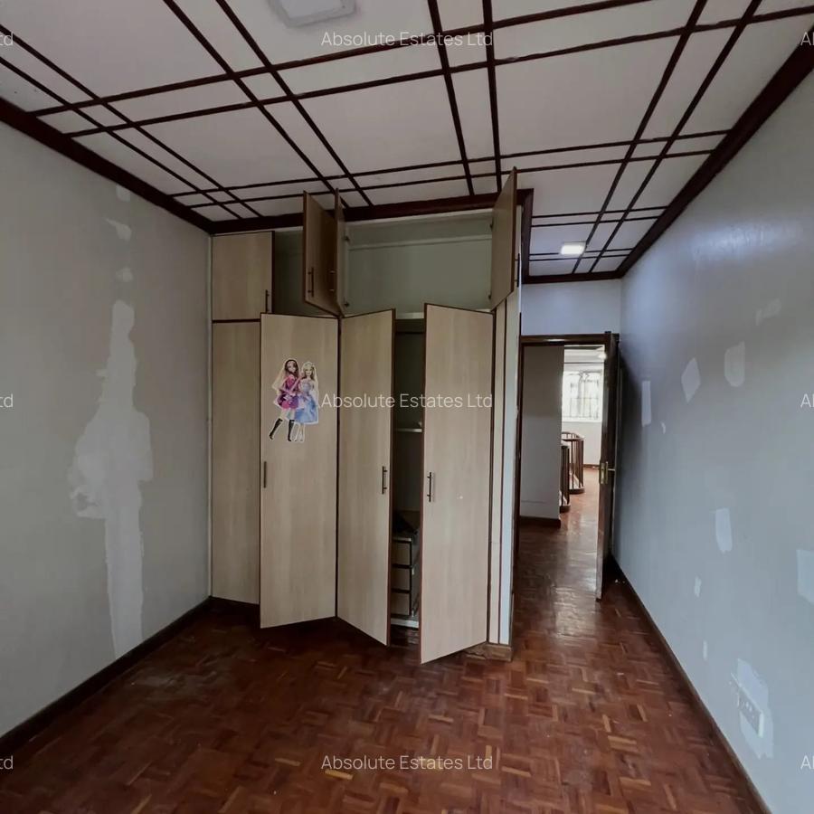 5 Bed Townhouse with Staff Quarters in Lavington - 7