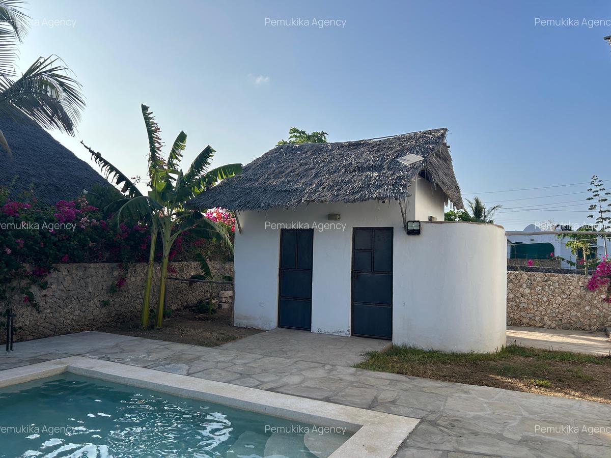 3 Bed House with En Suite at Dongokundu - 16