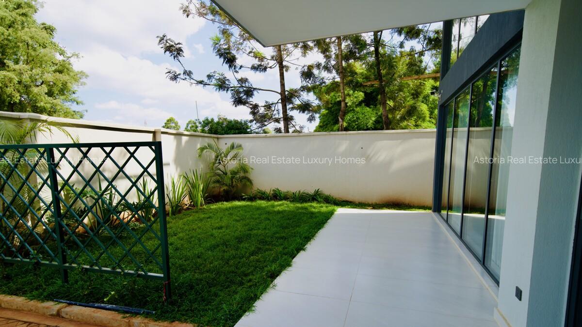 5 Bed Villa with En Suite at 2026-378 - 10