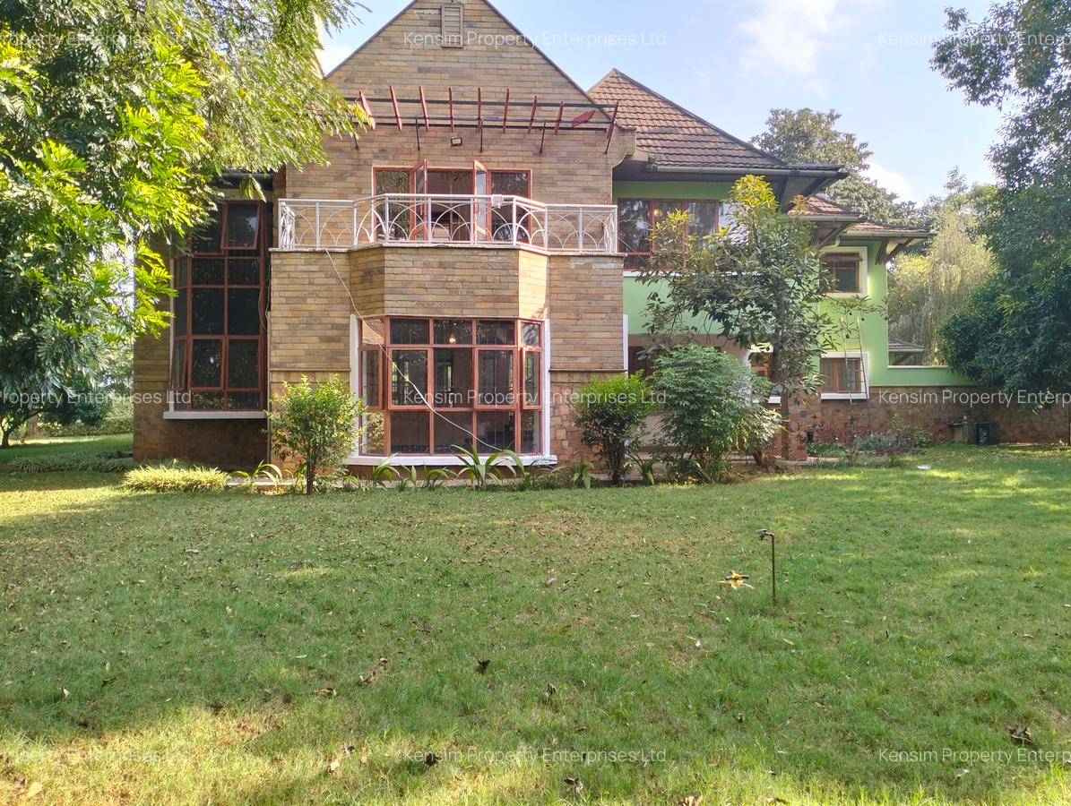 5 Bed Townhouse with En Suite in Runda - 1
