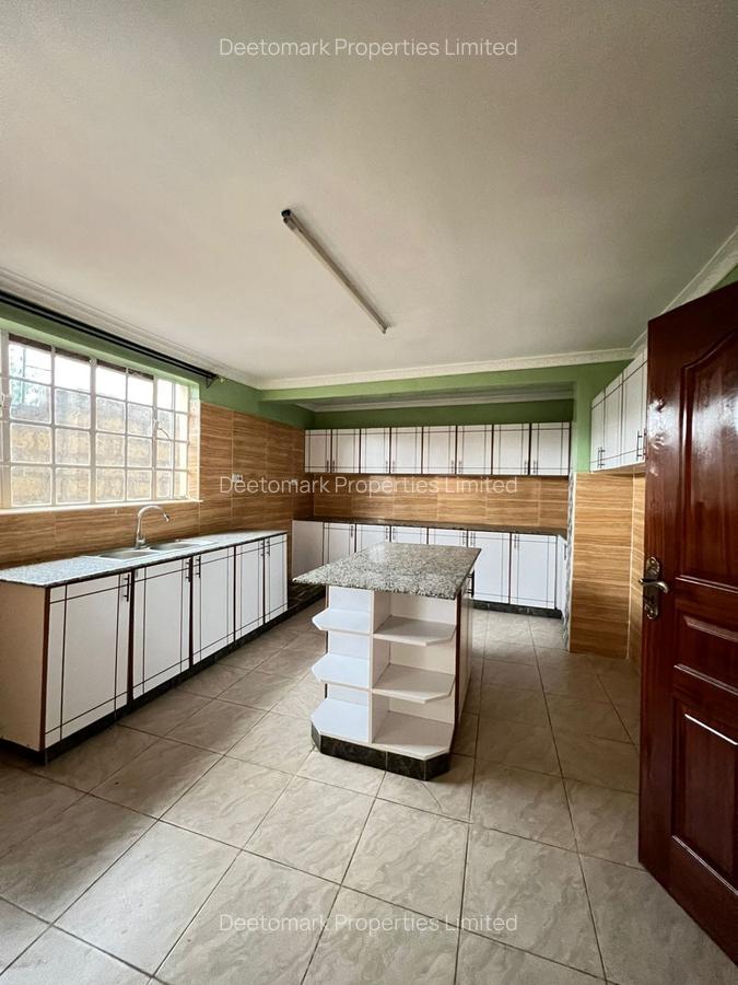 5 Bed Villa with En Suite at Kimani - 5