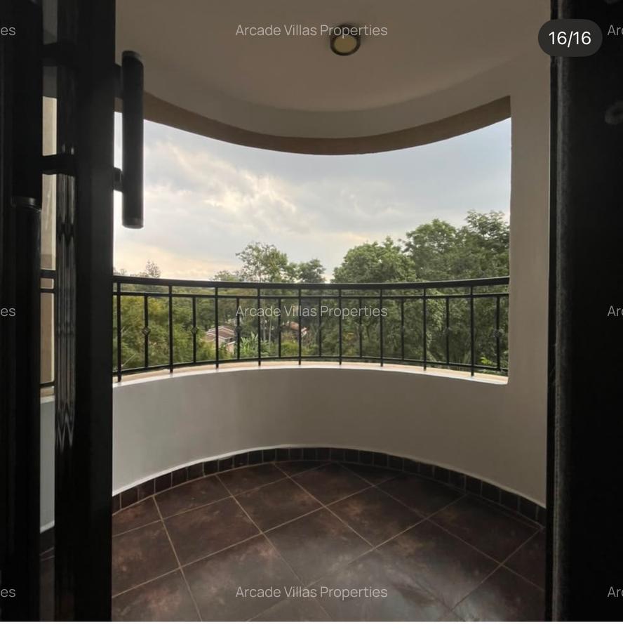 3 Bed Apartment with En Suite in Riverside - 1