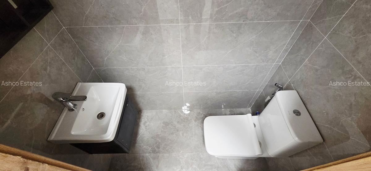 3 Bed Apartment with En Suite in Lavington - 12