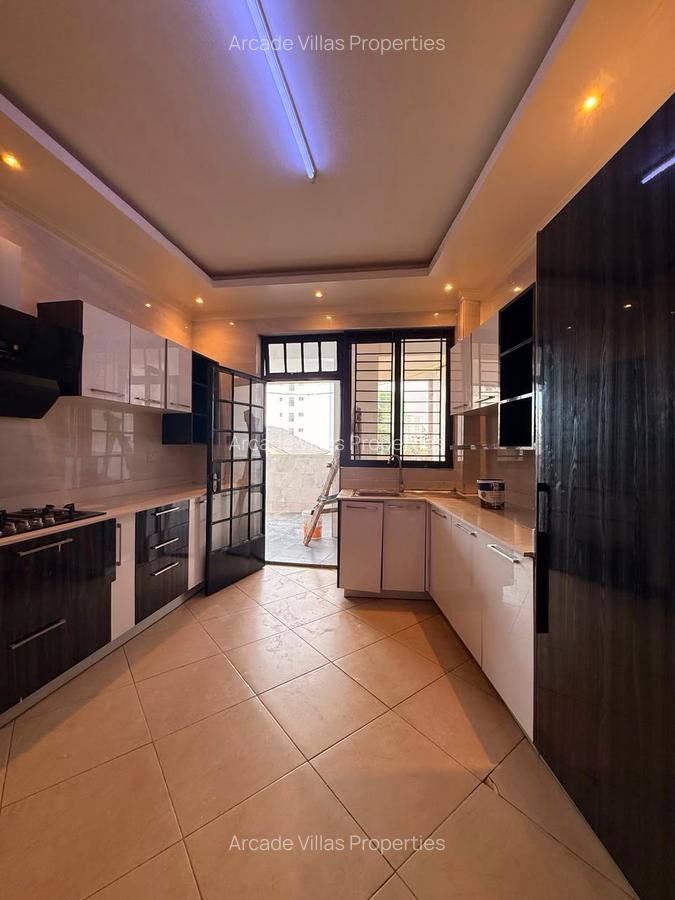 3 Bed Apartment with En Suite in Kileleshwa - 13