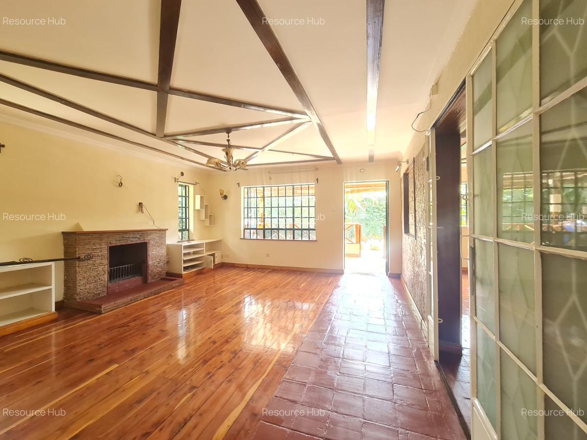 2 Bed House with Garden at Hardy Area - 6