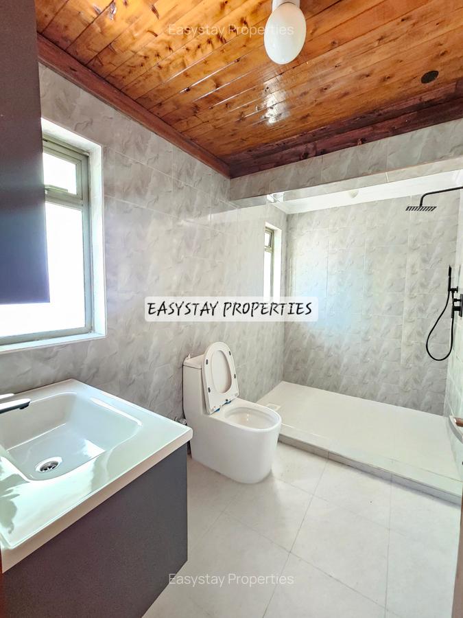 4 Bed Townhouse with En Suite in Lavington - 8