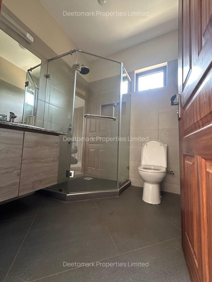 3 Bed Apartment with En Suite at Kileleshwa - 14