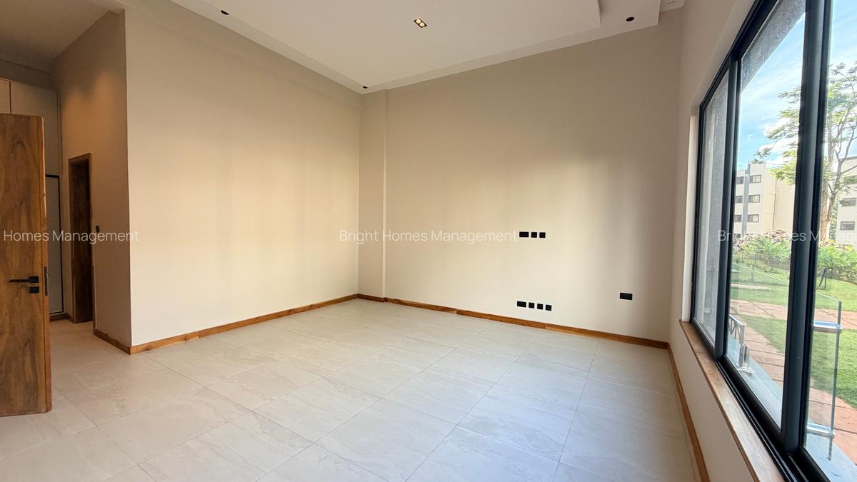 4 Bed Apartment with En Suite in Loresho - 18