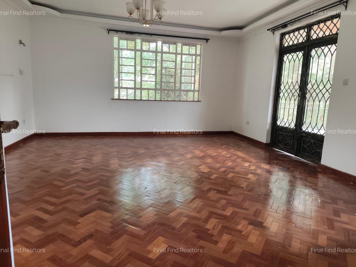 5 Bed House with Backup Generator in Runda - 9