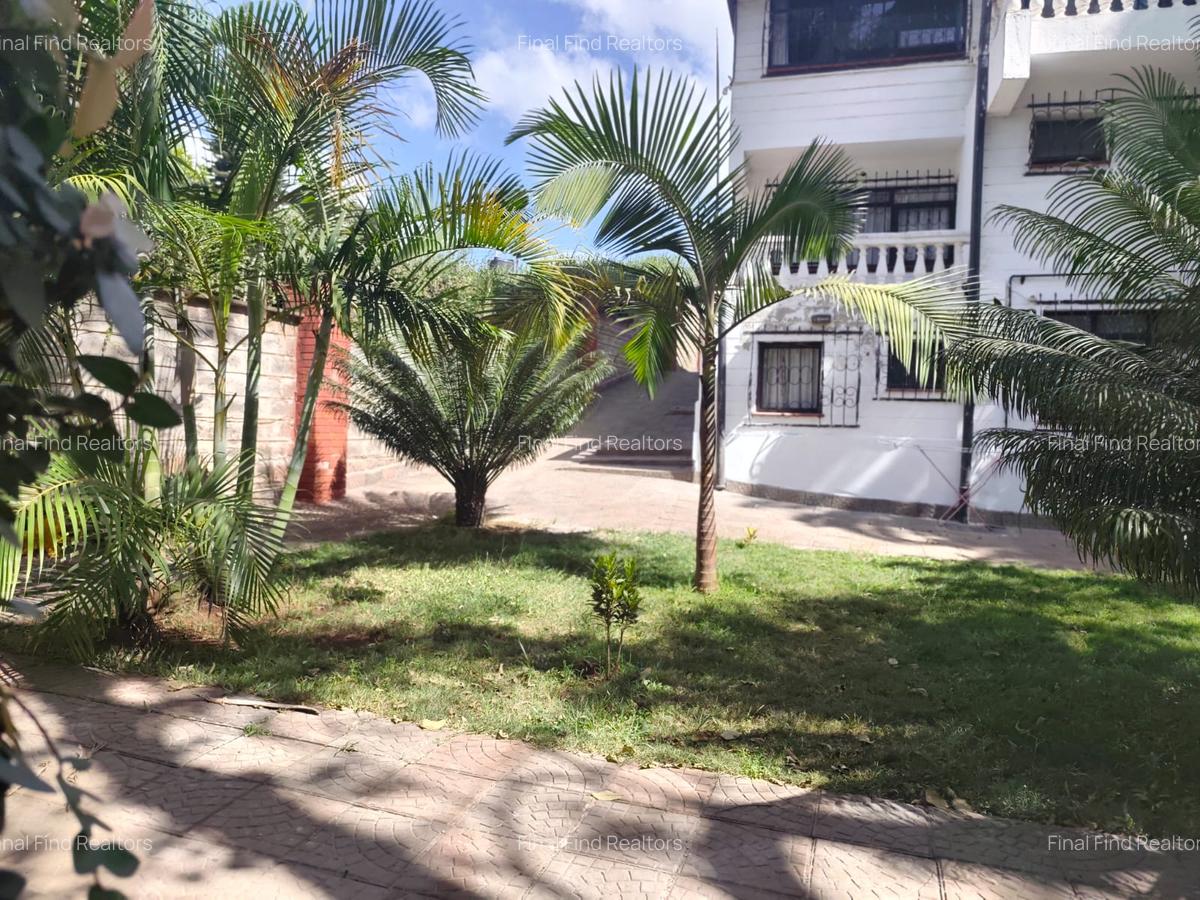 Serviced 2 Bed Apartment with En Suite in Runda - 1