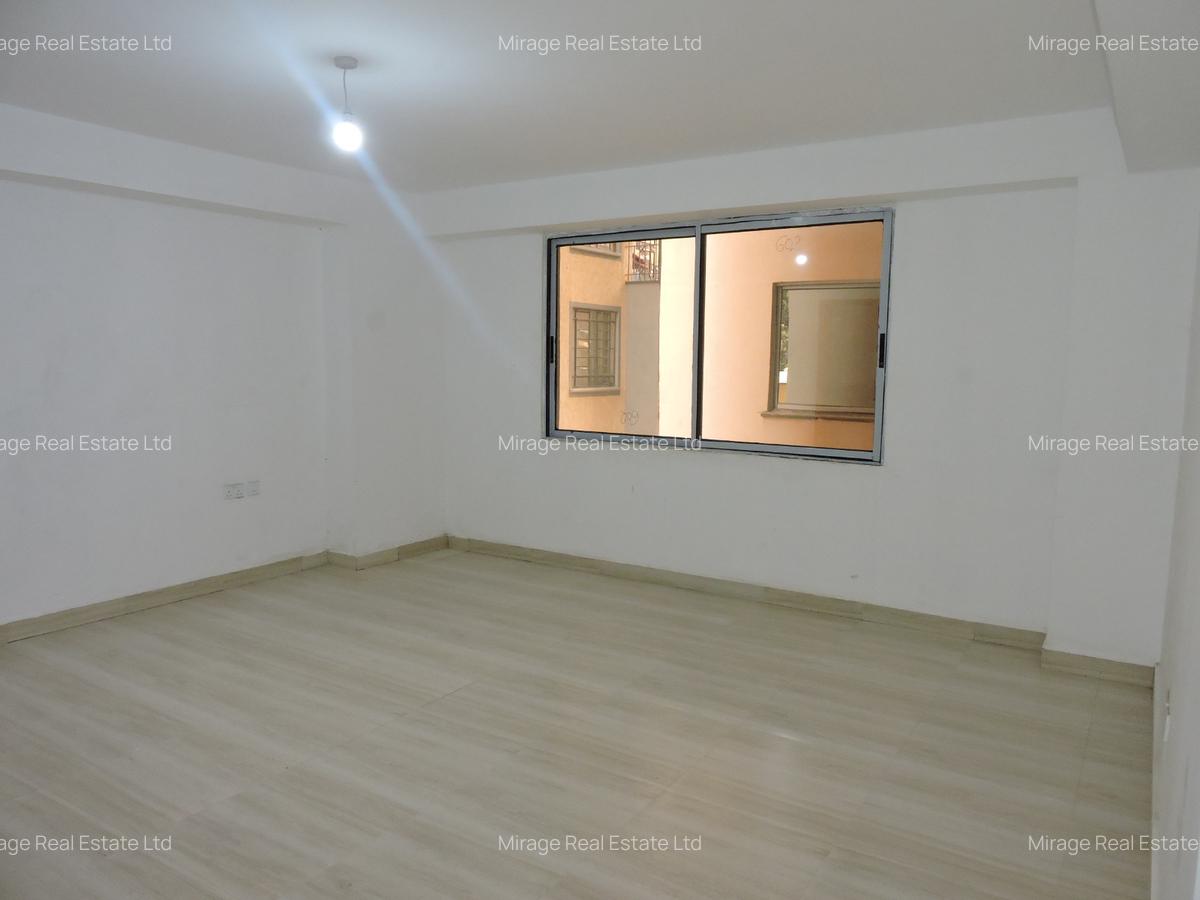 4 Bed Apartment with Gym in Parklands - 15