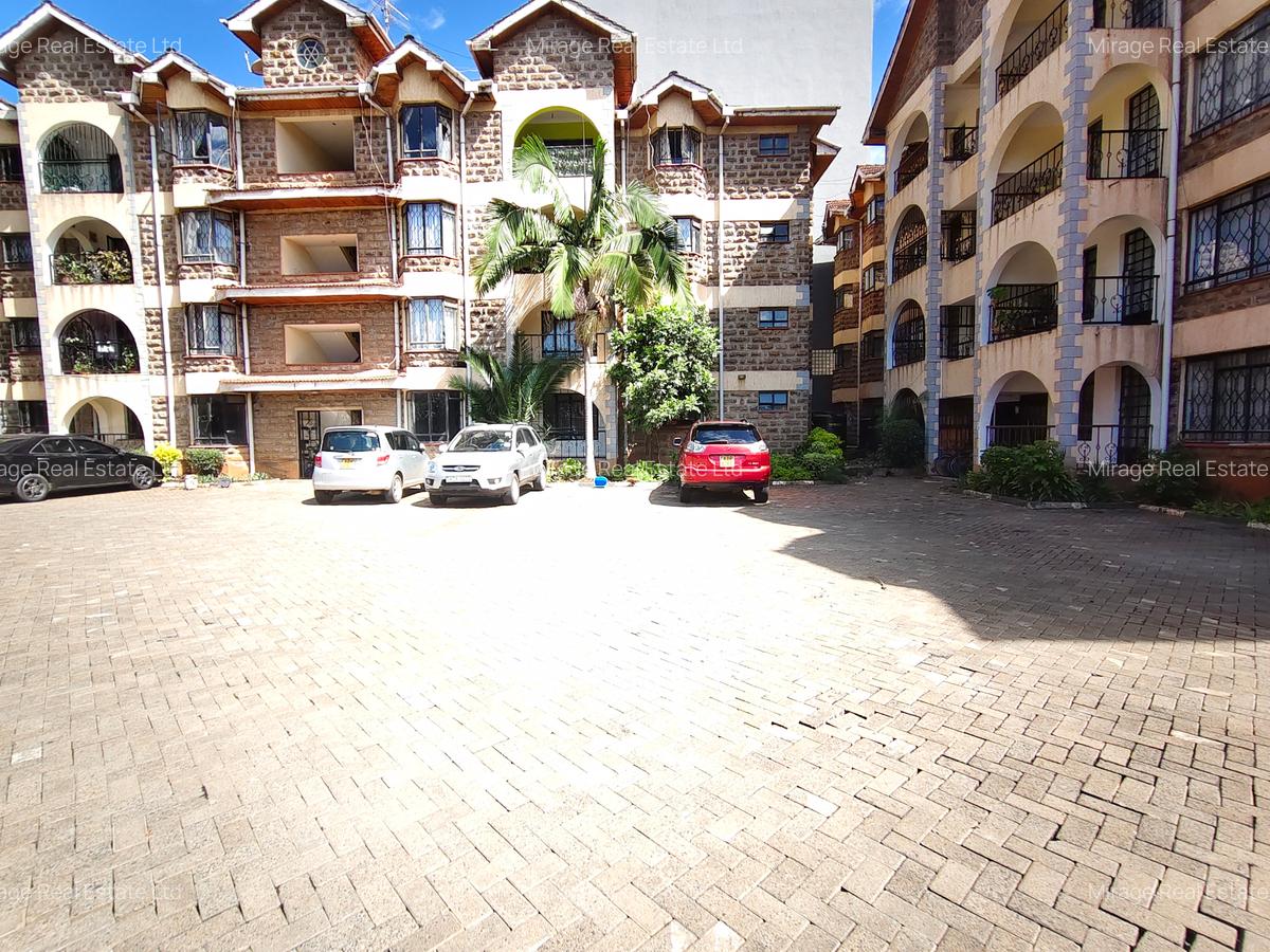 4 Bed Apartment with Parking in Kileleshwa - 19