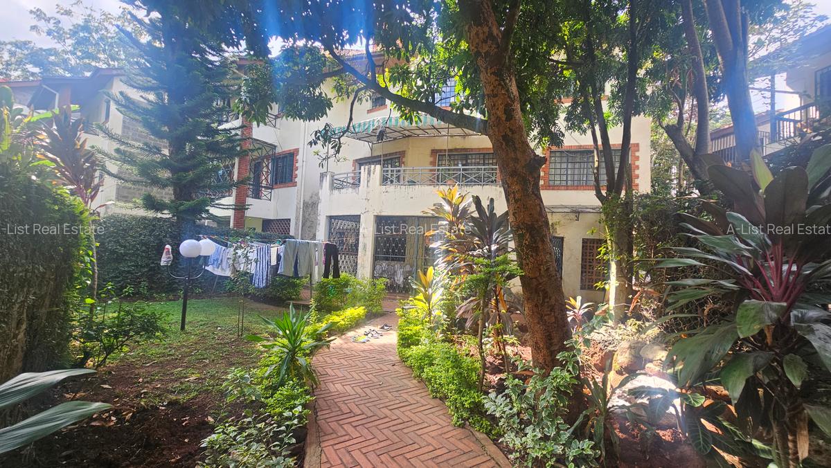 4 Bed Villa with En Suite at Diani Close - 2