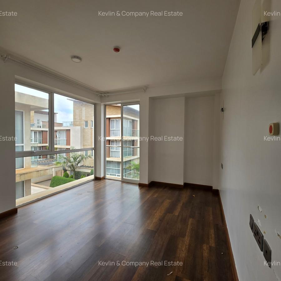 4 Bed Townhouse with En Suite in Lavington - 15