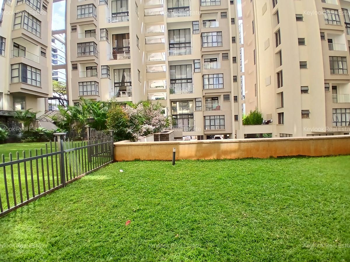4 Bed Apartment with En Suite at Riverside Drive - 2
