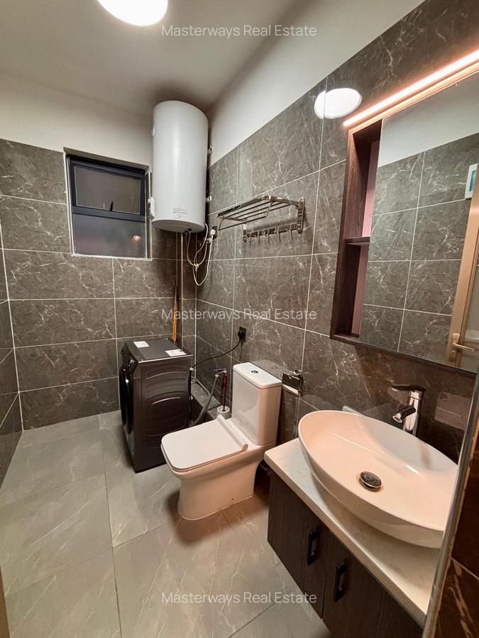 3 Bed Apartment with En Suite in Kilimani - 11