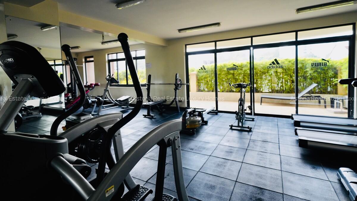 4 Bed Apartment with En Suite at 2026-535 - 18
