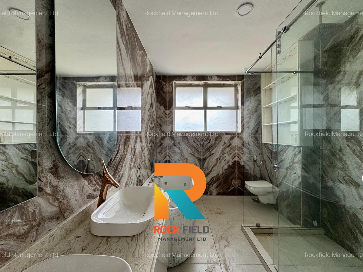 4 Bed Apartment with En Suite in General Mathenge - 14