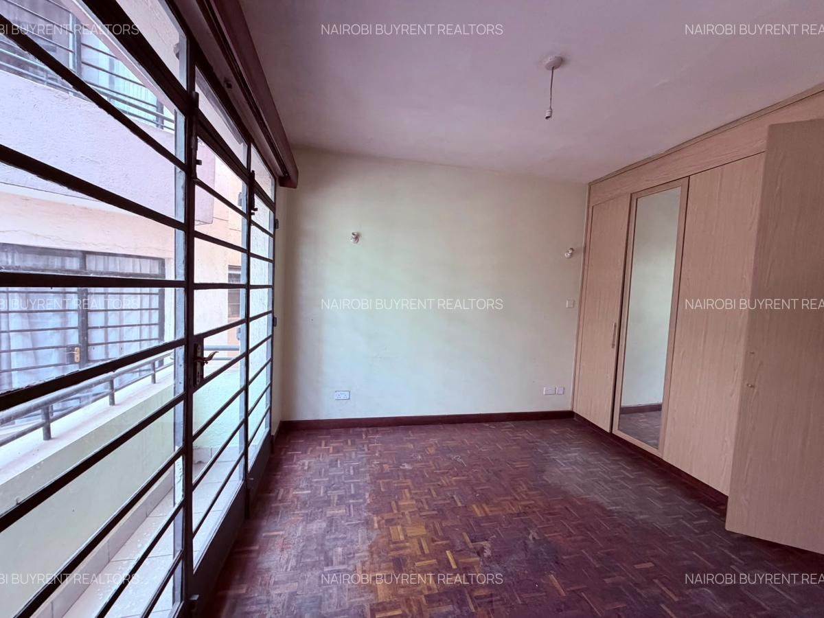 3 Bed Apartment with En Suite in Kilimani - 6