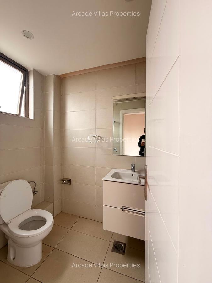 3 Bed Apartment with En Suite in Kileleshwa - 5